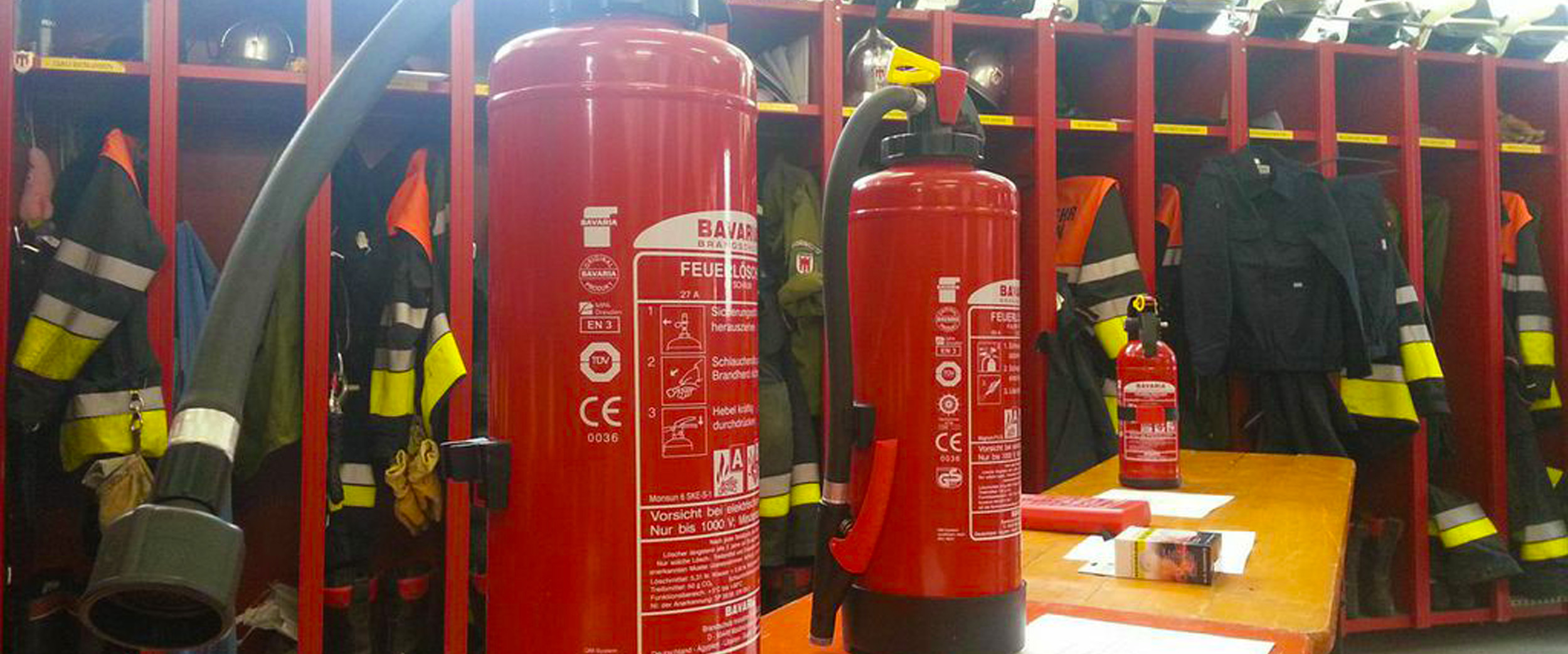 header feuerloescher