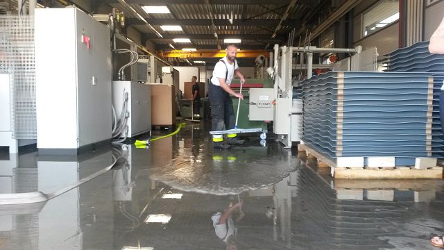 TE Wasserrohrbruch Nasssauger 10