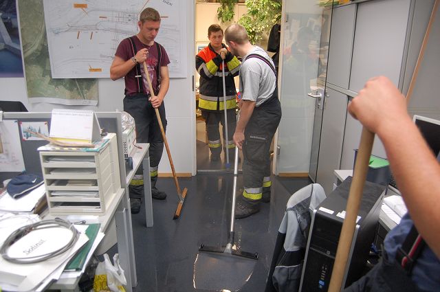 TE Leusbuendtweg Wassereintritt 50