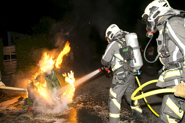 k-Br.GisingenPapiercontainer09